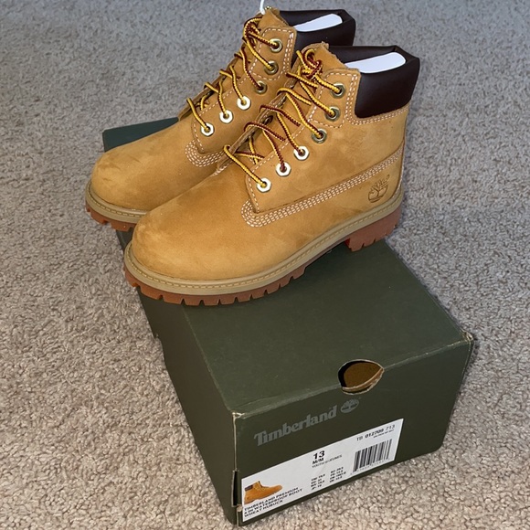 Youth Timberland Premium Size 13 - Picture 3 of 7